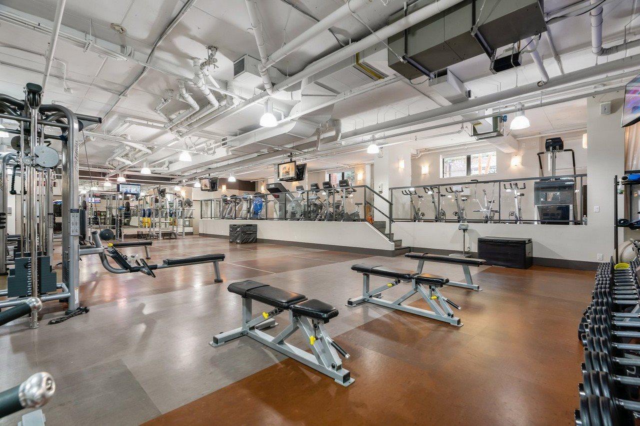 Level Vancouver Yaletown - Seymour Exterior foto The Fitness Center at the University of Michigan